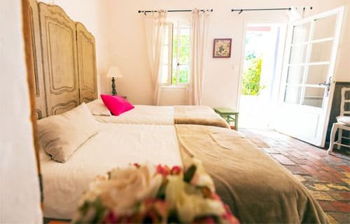 Hôtel Clos des Iris - Chambre Fraise des bois