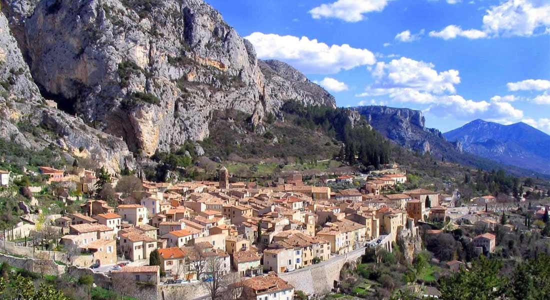 Hotel Clos des Iris - Moustiers Sainte-Marie village